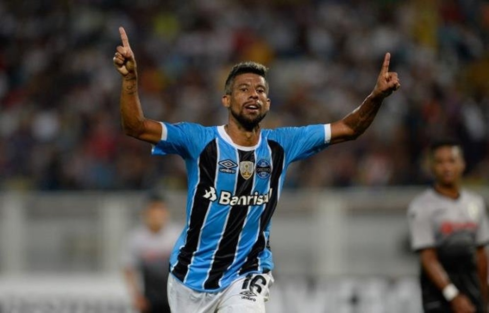 Ir para  <p>O Gr&ecirc;mio fez uma partida consistente para estrear com boa vit&oacute;ria sobre o Zamora, nesta quinta-feira na Venezuela. Os comandados de Renato Portaluppi tomaram alguns sustos nas jogadas de velocidade, mas confirmaram o...